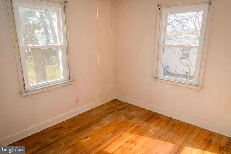 GARLAND - Residential