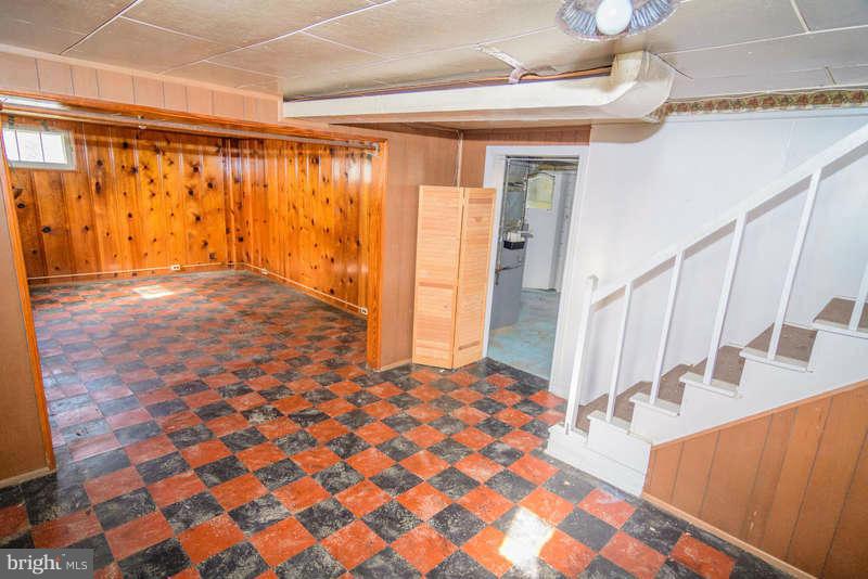 GARLAND - Residential