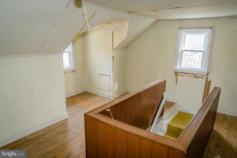 GARLAND - Residential