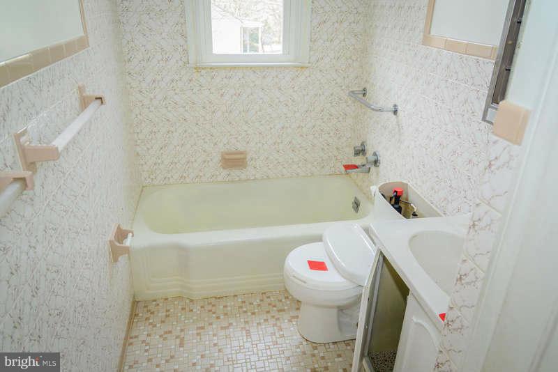 GARLAND - Residential