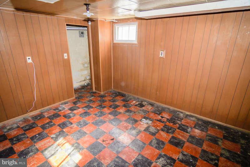 GARLAND - Residential