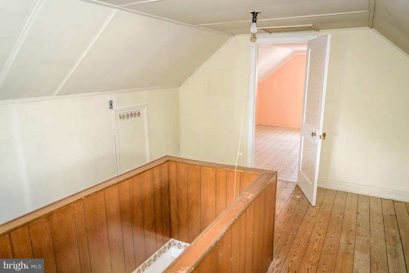 GARLAND - Residential