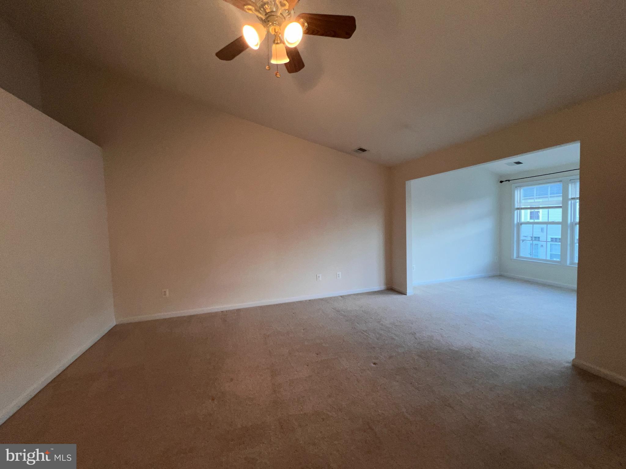 BROADLANDS SOUTH - Residential Lease