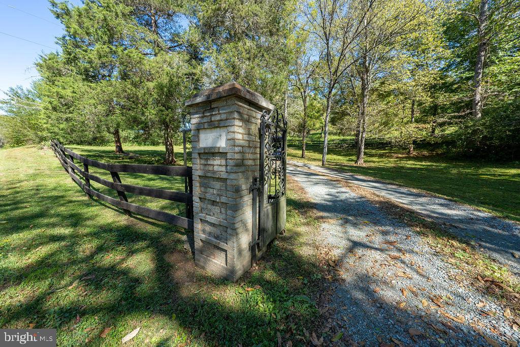 4319 SCOTTSVILLE ROAD
