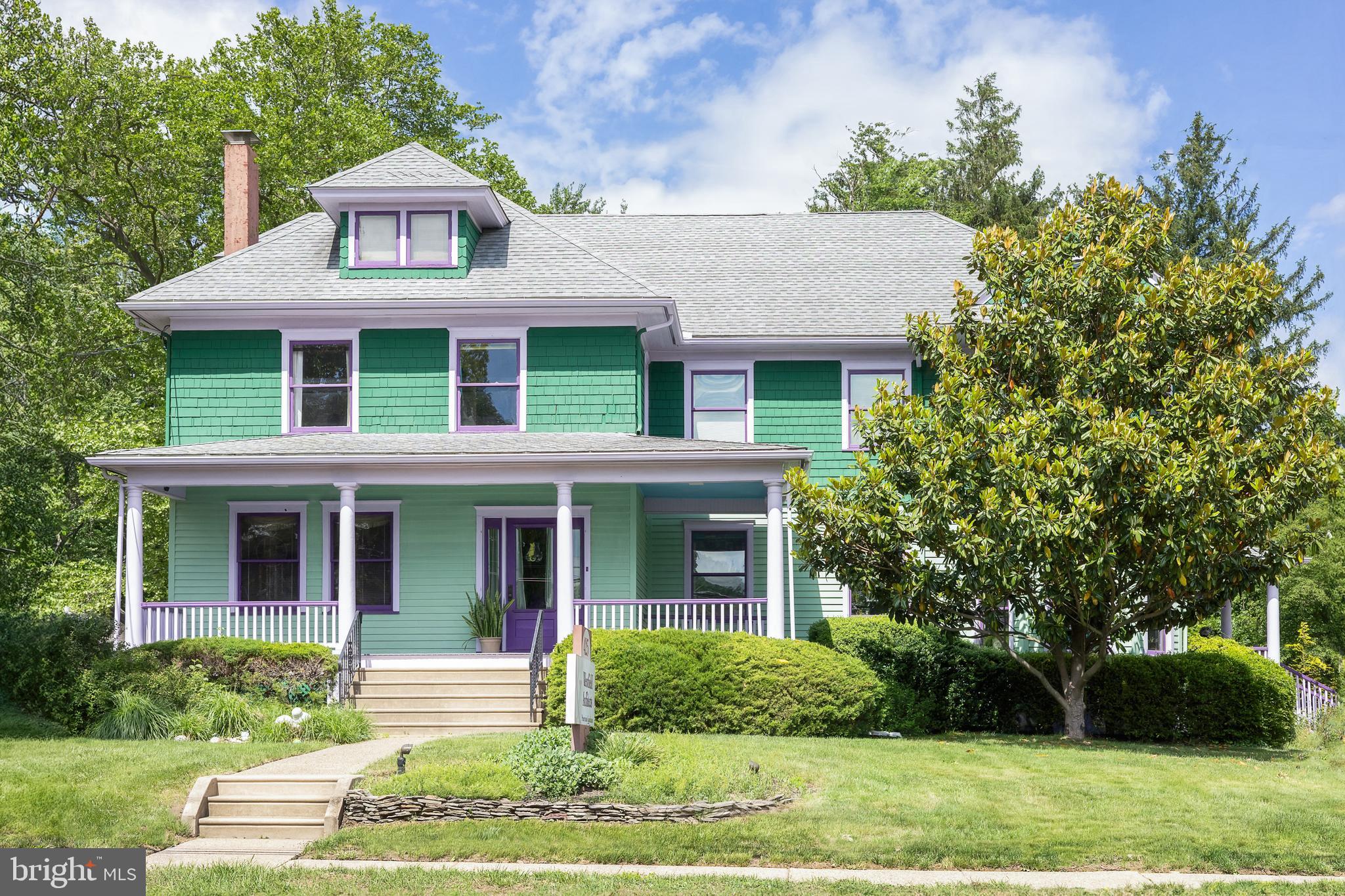 425 WHITE HORSE PIKE