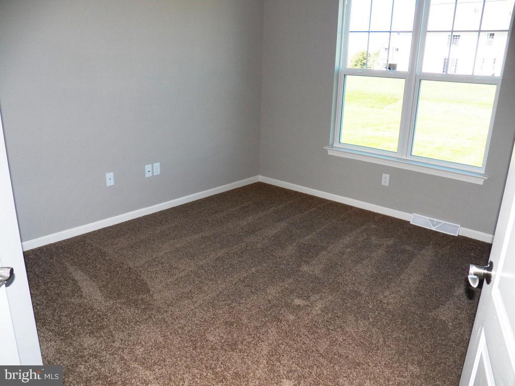 FALLEN OAK ESTATES - Residential