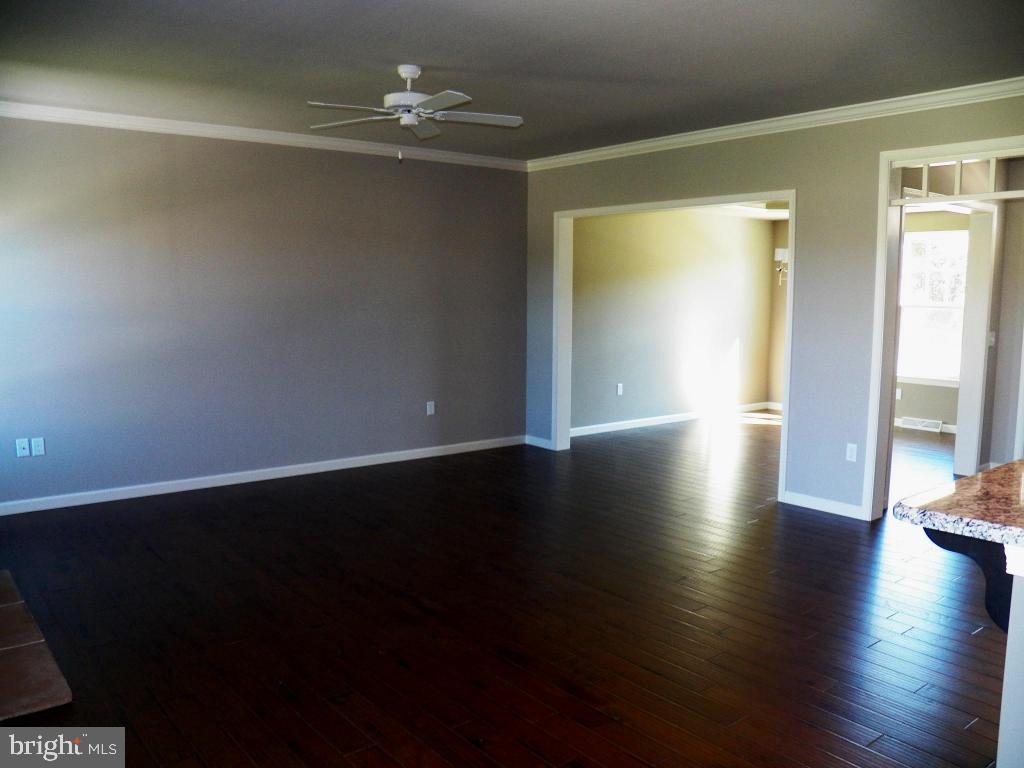 FALLEN OAK ESTATES - Residential