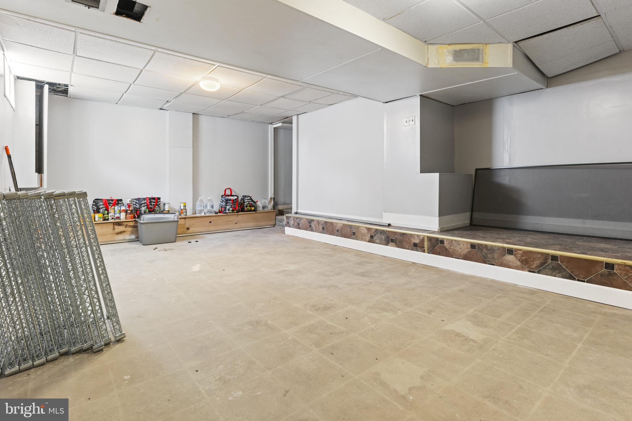 RANDALLSTOWN - Residential