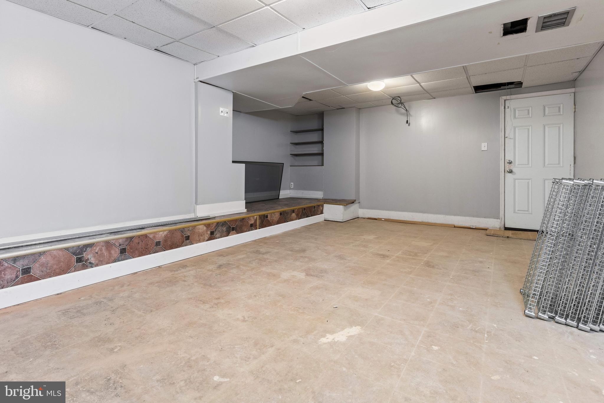 RANDALLSTOWN - Residential