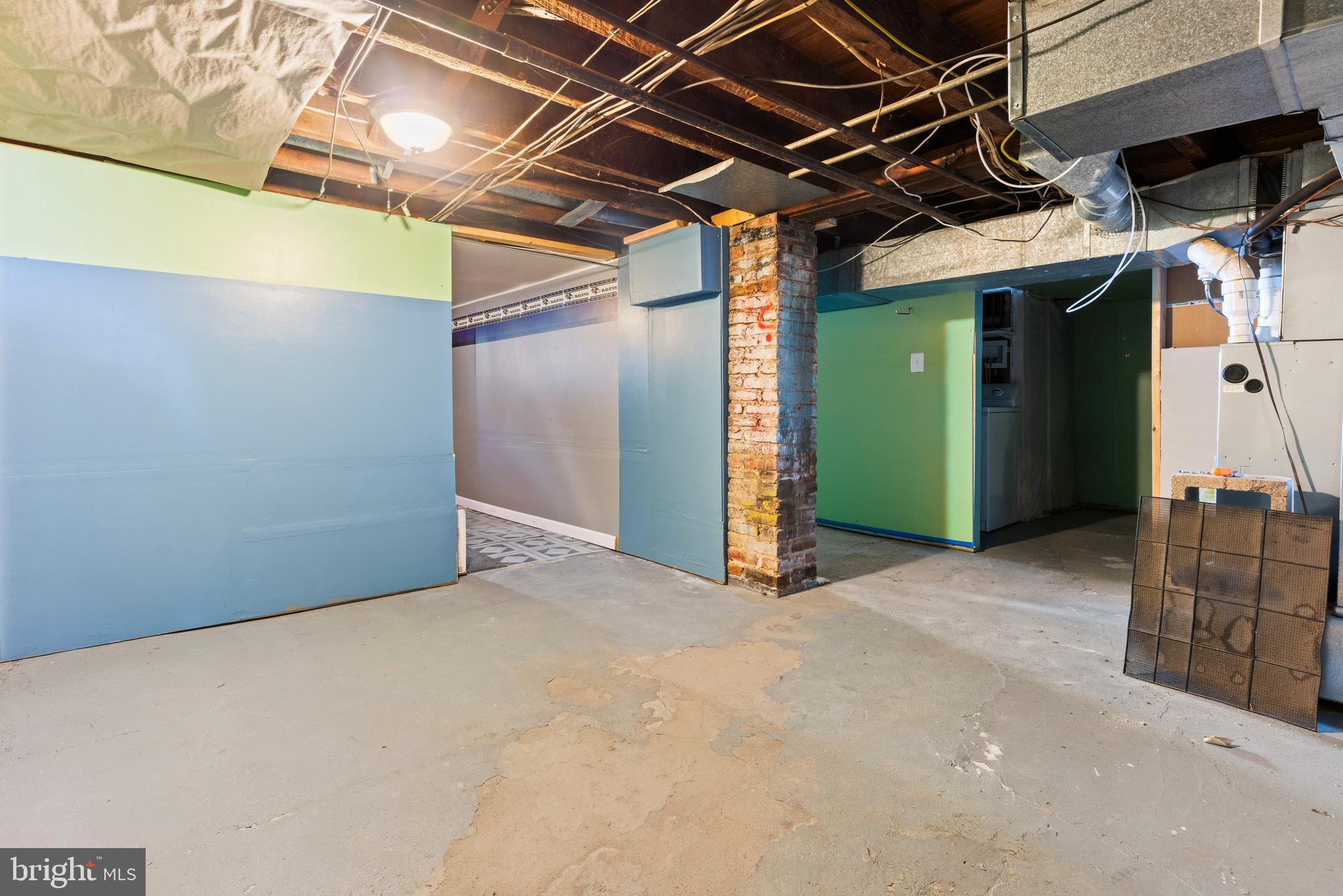 RANDALLSTOWN - Residential