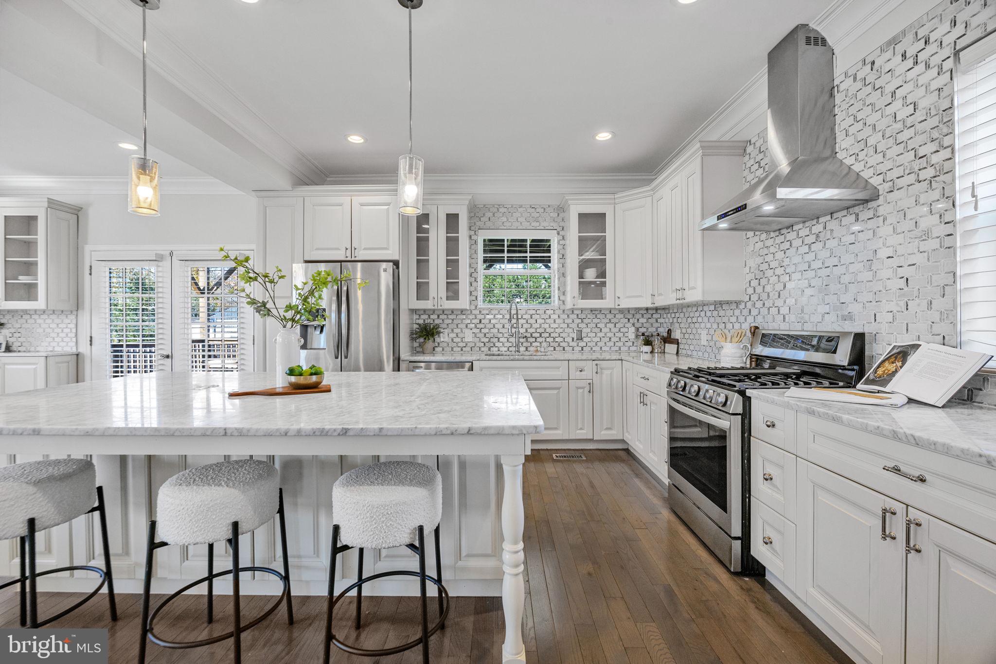 2420 W ROGERS AVENUE