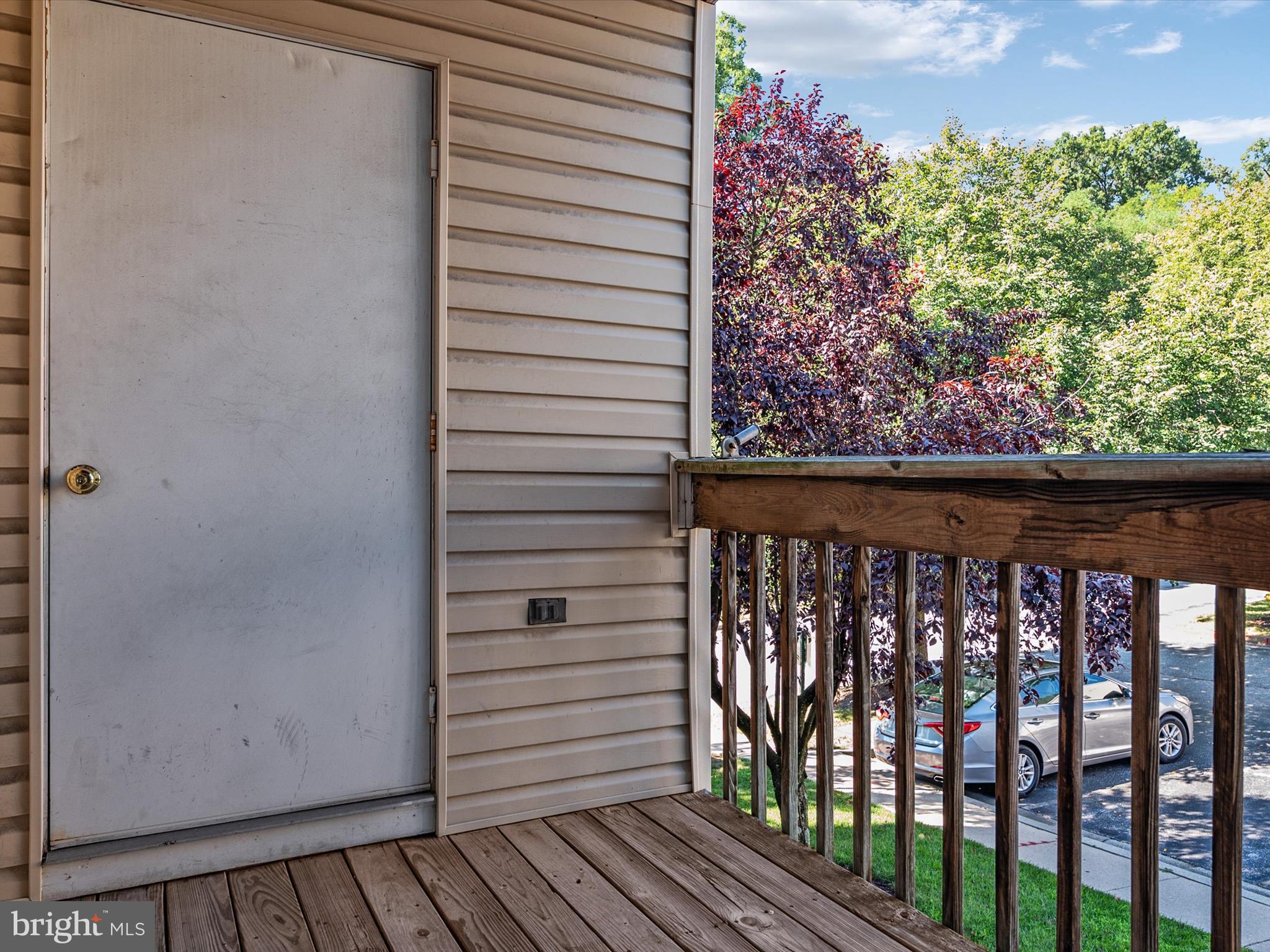 OAK LEAF VILLAS - Residential