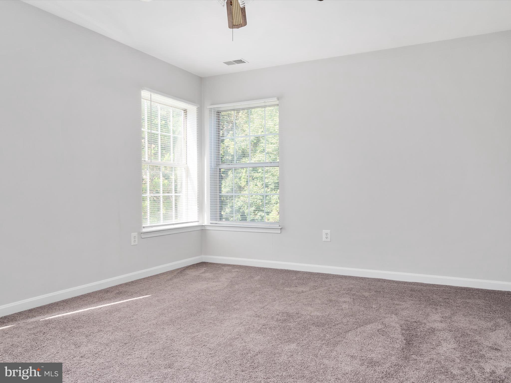 OAK LEAF VILLAS - Residential