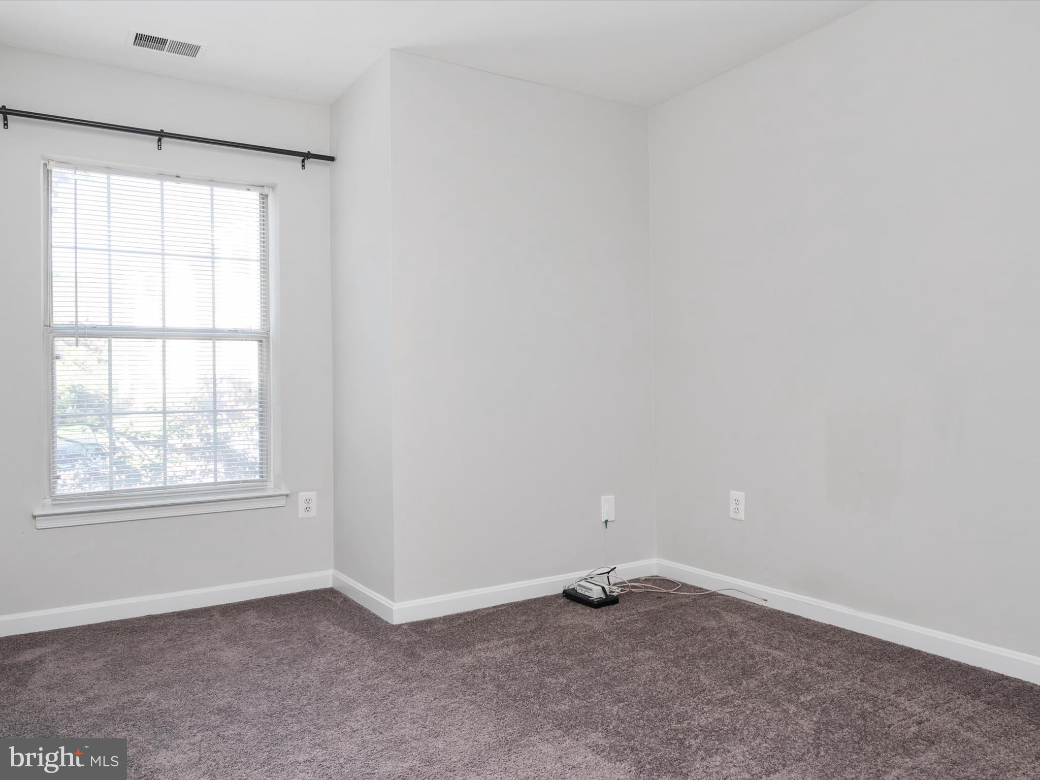 OAK LEAF VILLAS - Residential