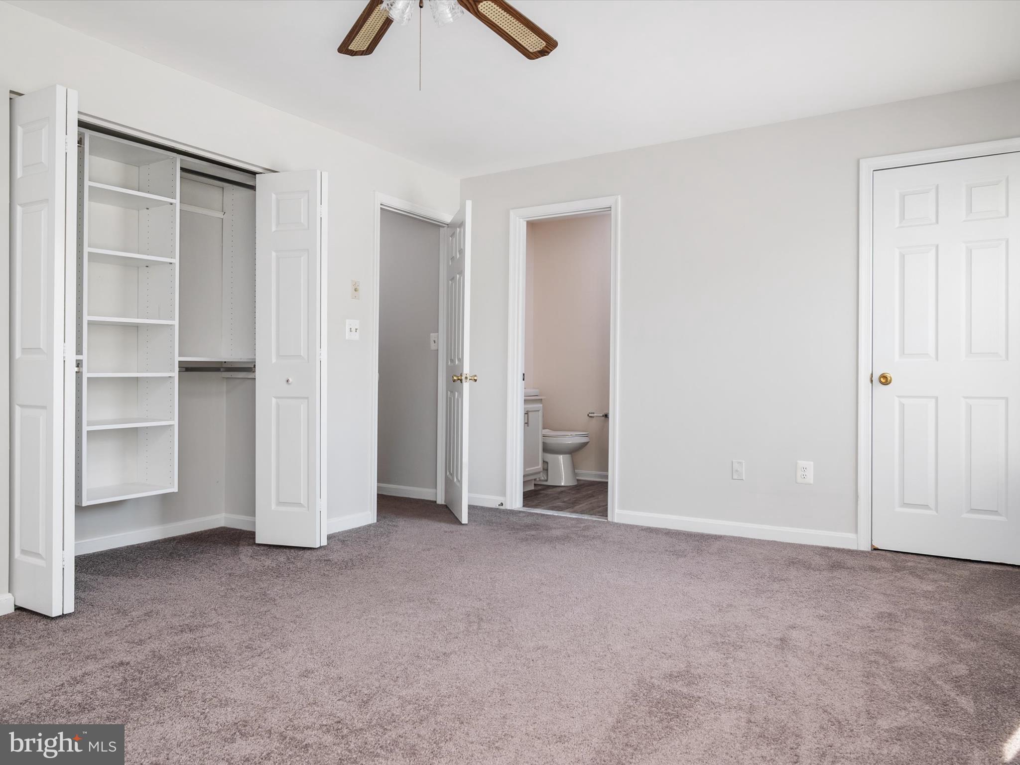 OAK LEAF VILLAS - Residential