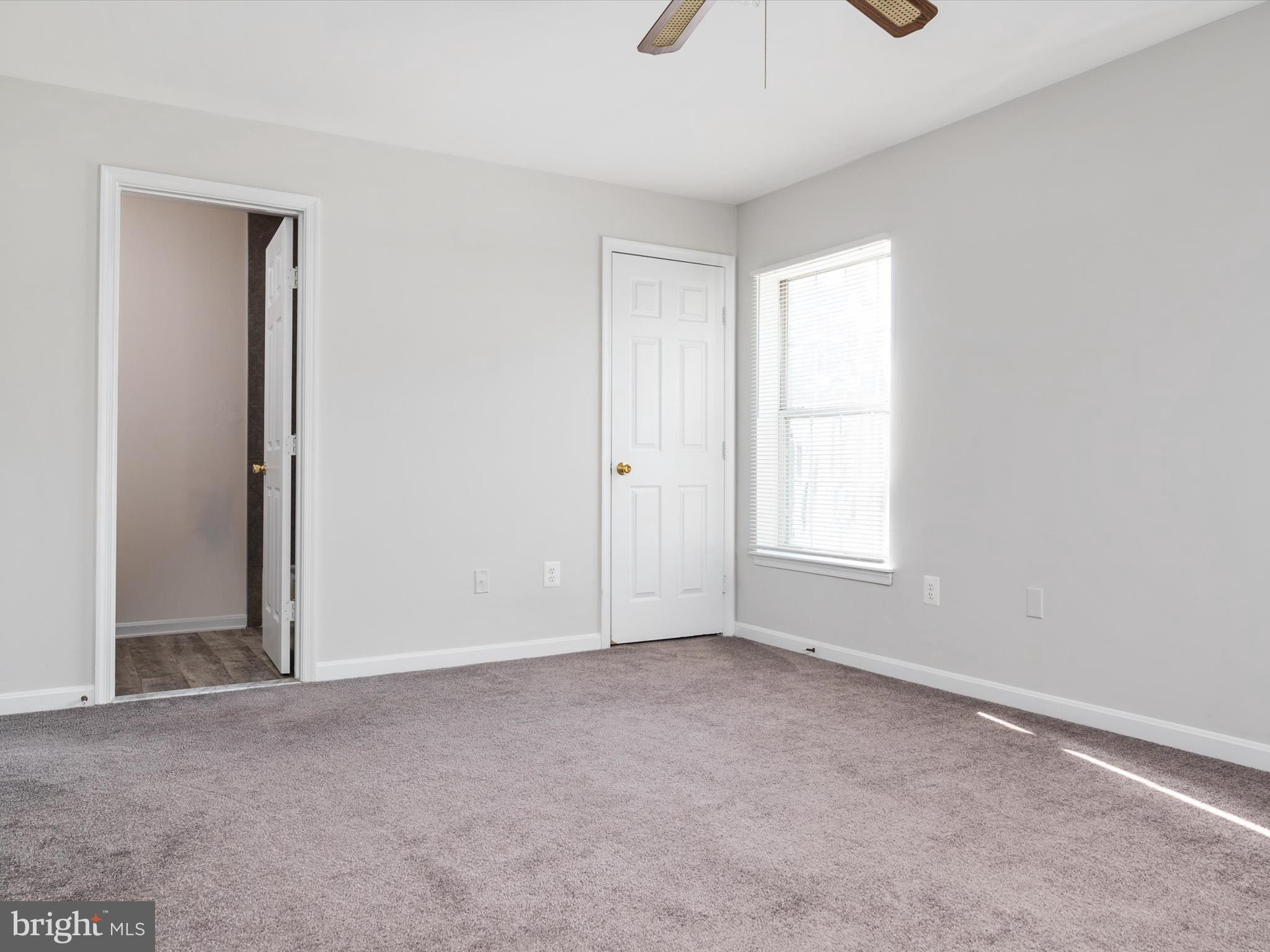 OAK LEAF VILLAS - Residential