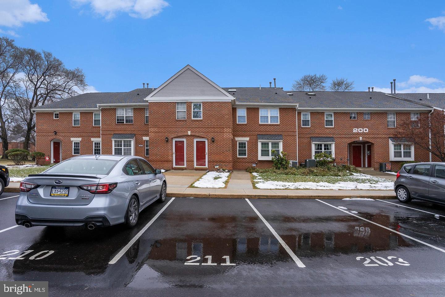 GOSHEN COMMONS - Residential Lease