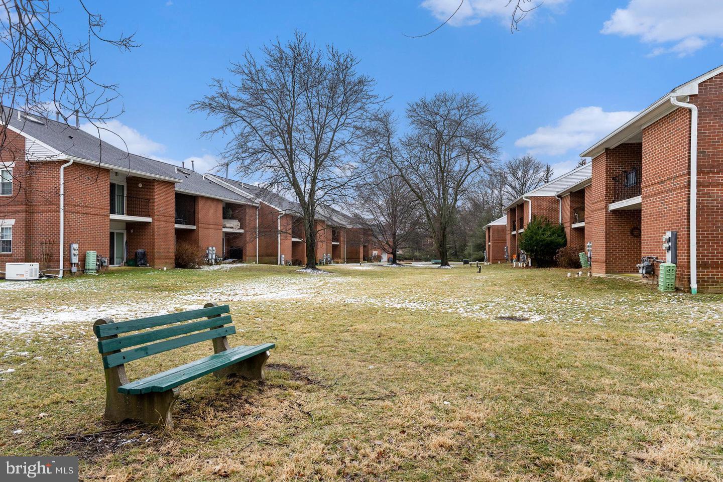 GOSHEN COMMONS - Residential Lease