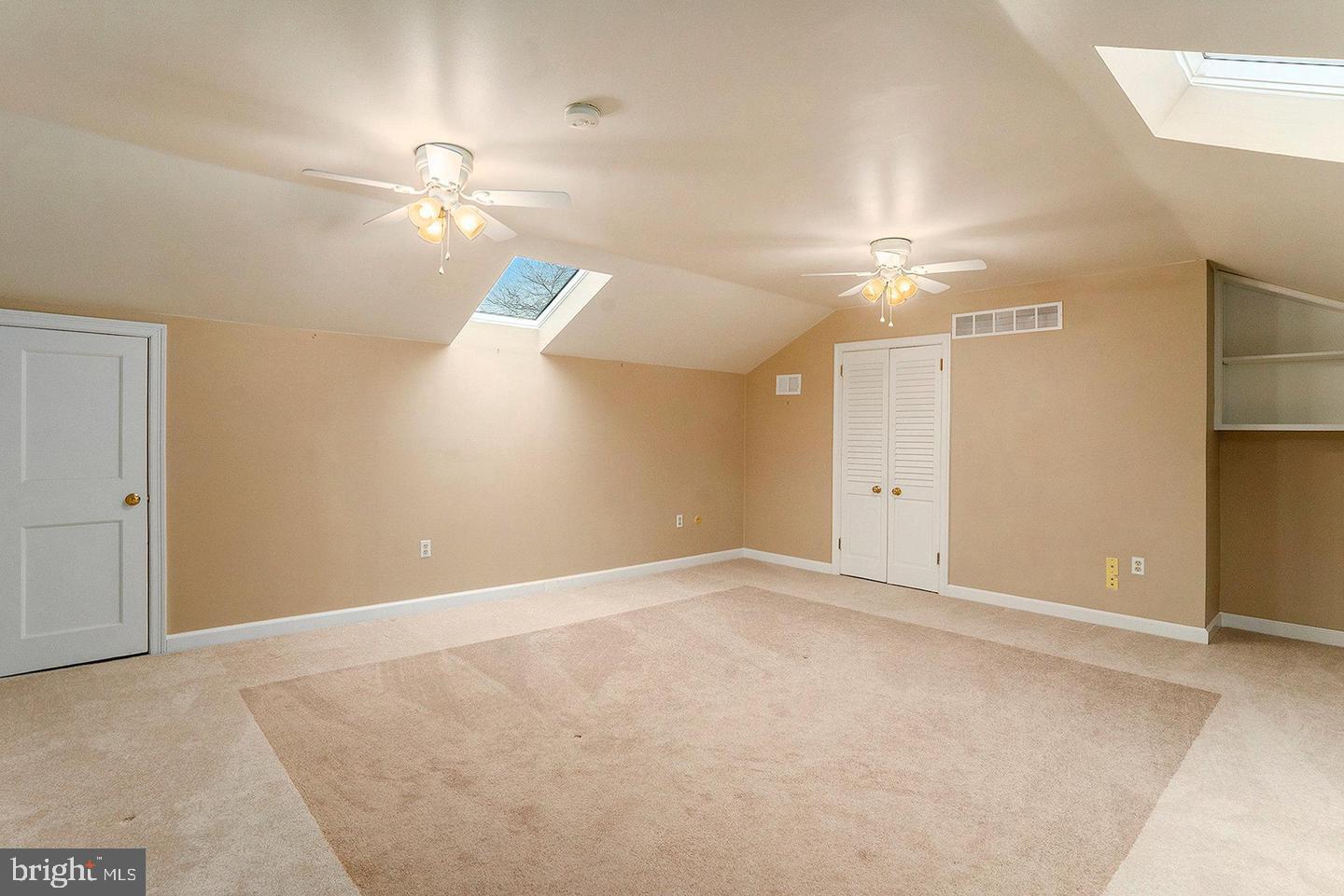 GOSHEN COMMONS - Residential Lease