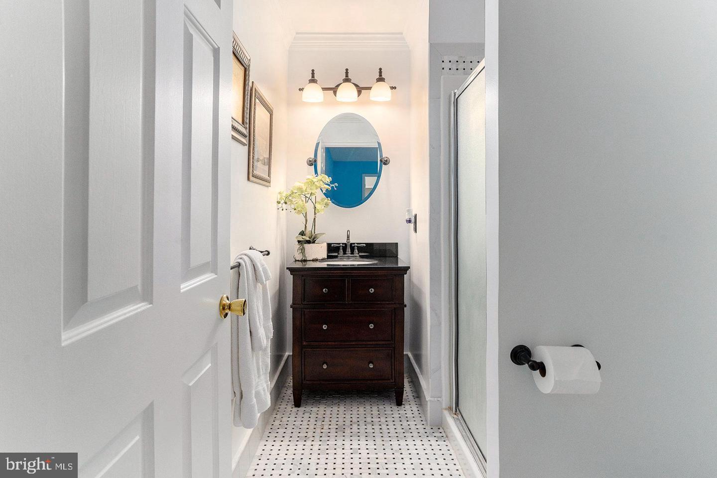 GOSHEN COMMONS - Residential Lease