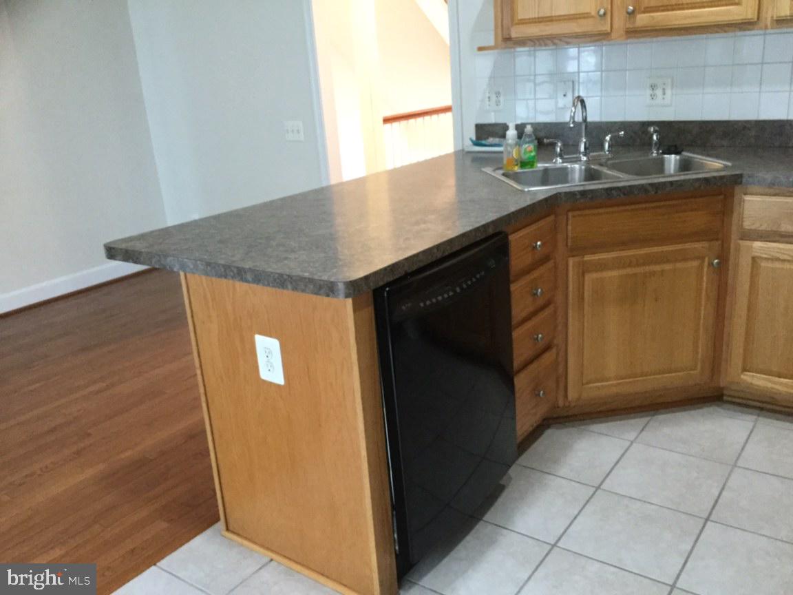 POTOMAC CLUB - Residential Lease