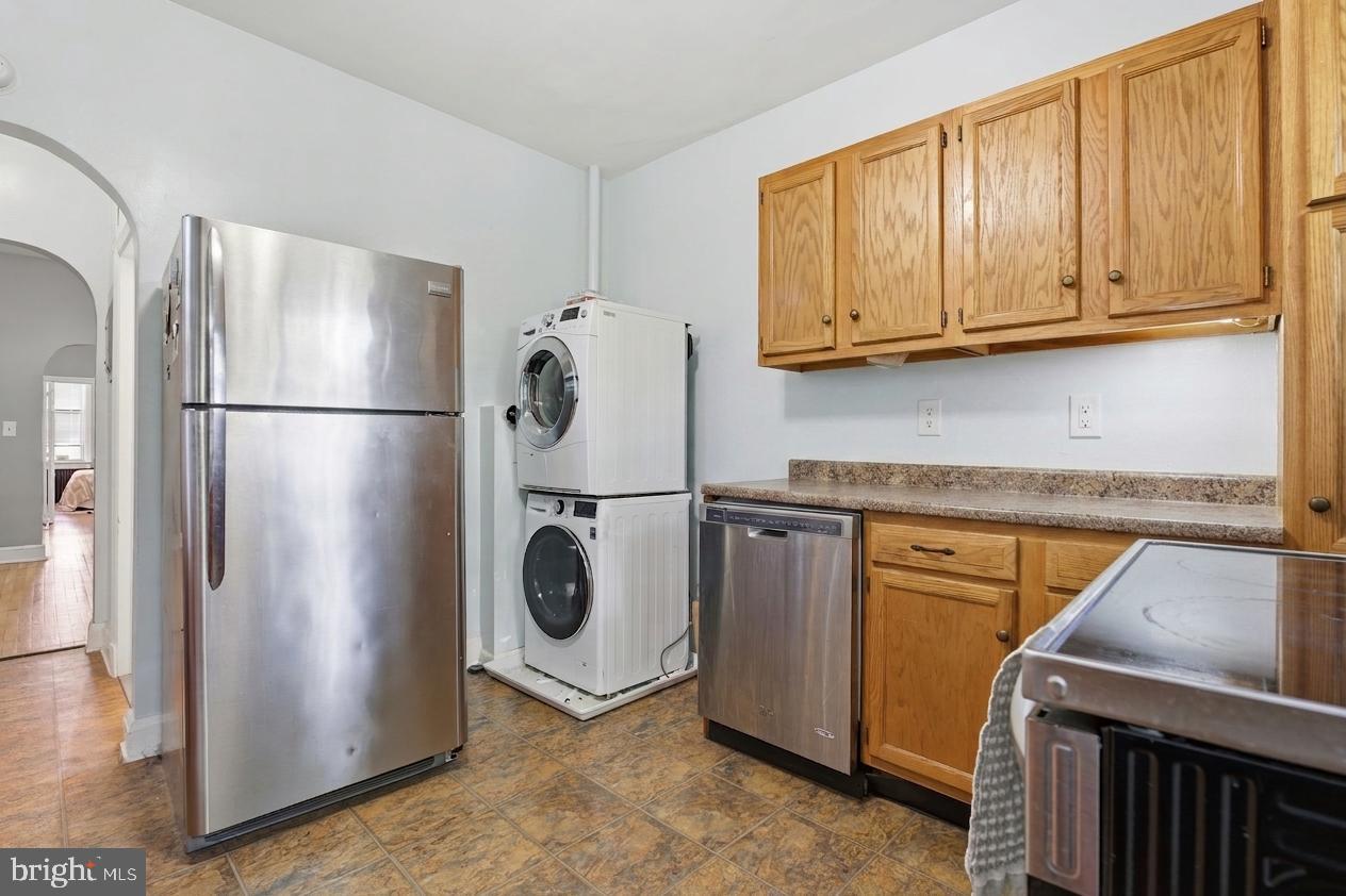 1412 LIGHT STREET 2