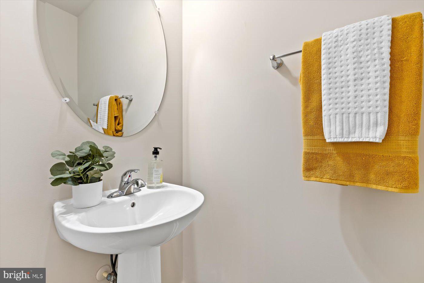 HIGHLANDER PARK - Residential Lease