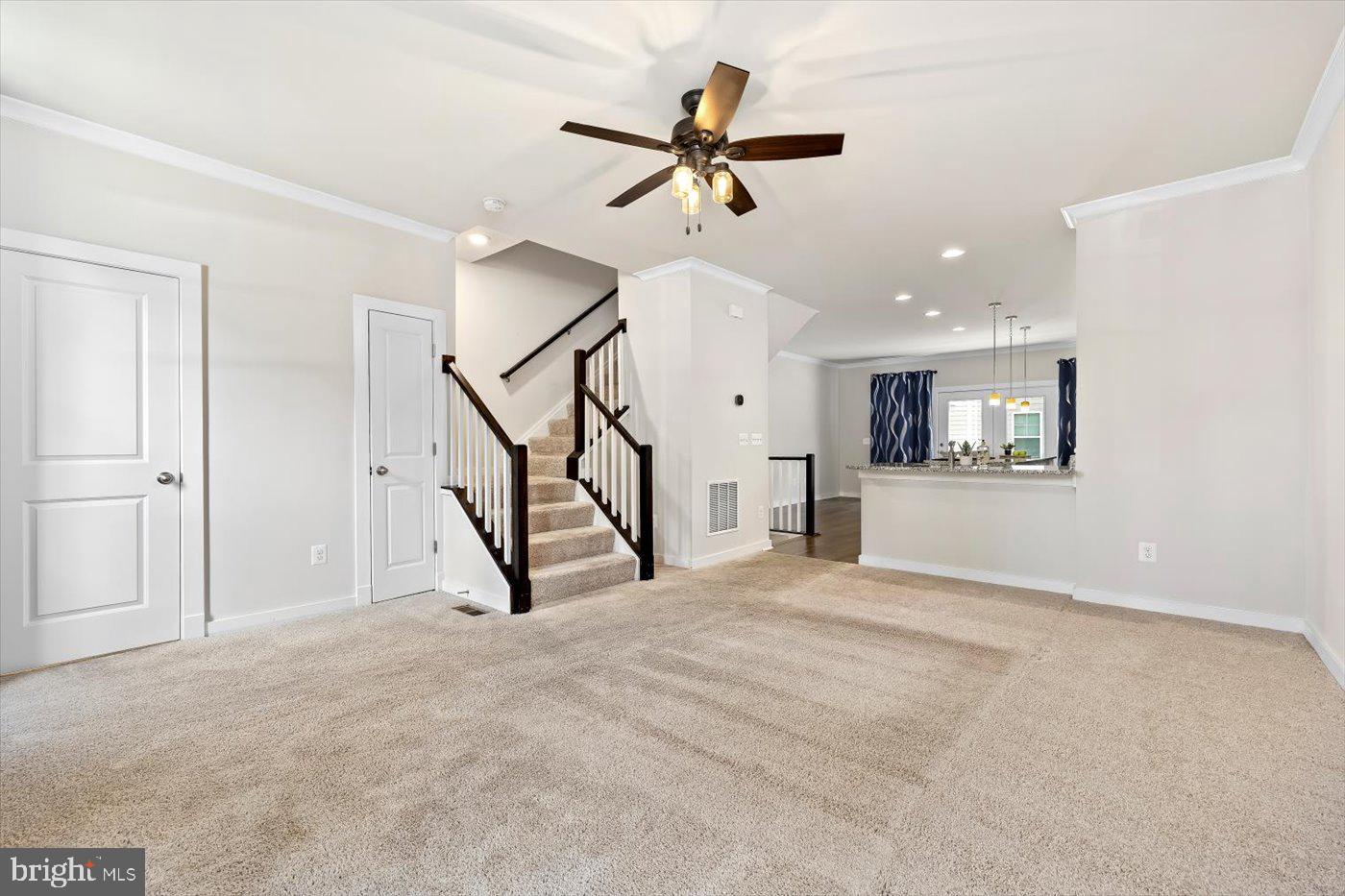 HIGHLANDER PARK - Residential Lease