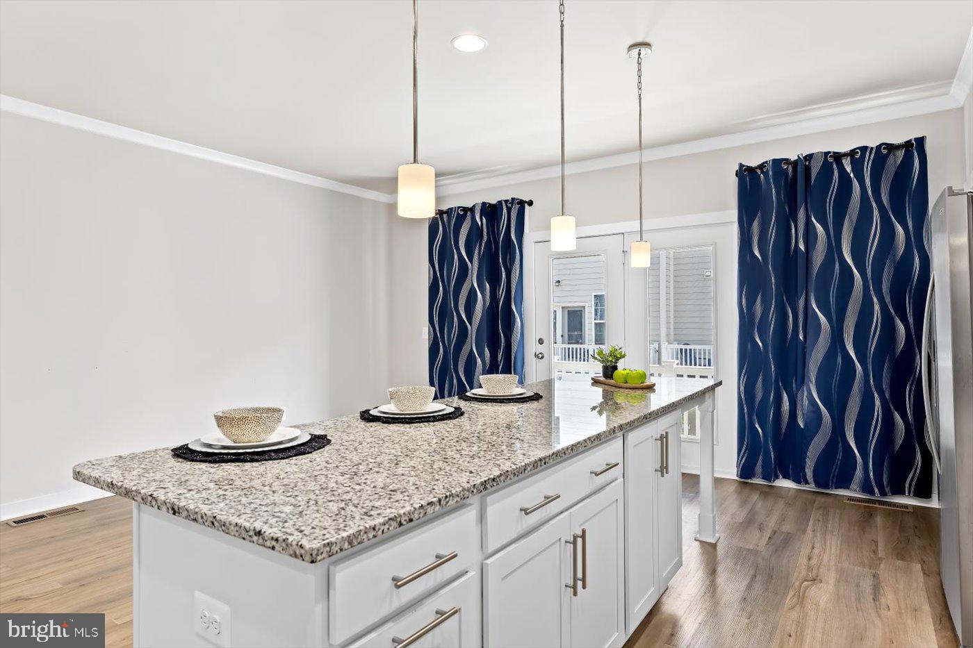 HIGHLANDER PARK - Residential Lease