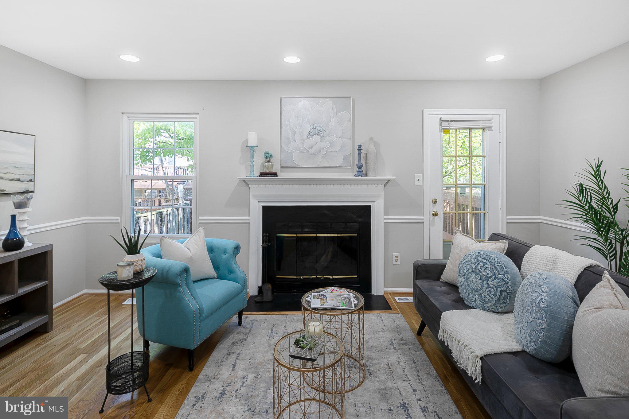 GUNNERS LAKE - Residential