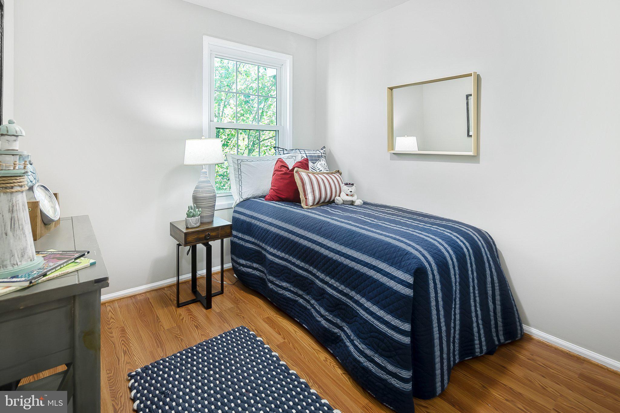 GUNNERS LAKE - Residential