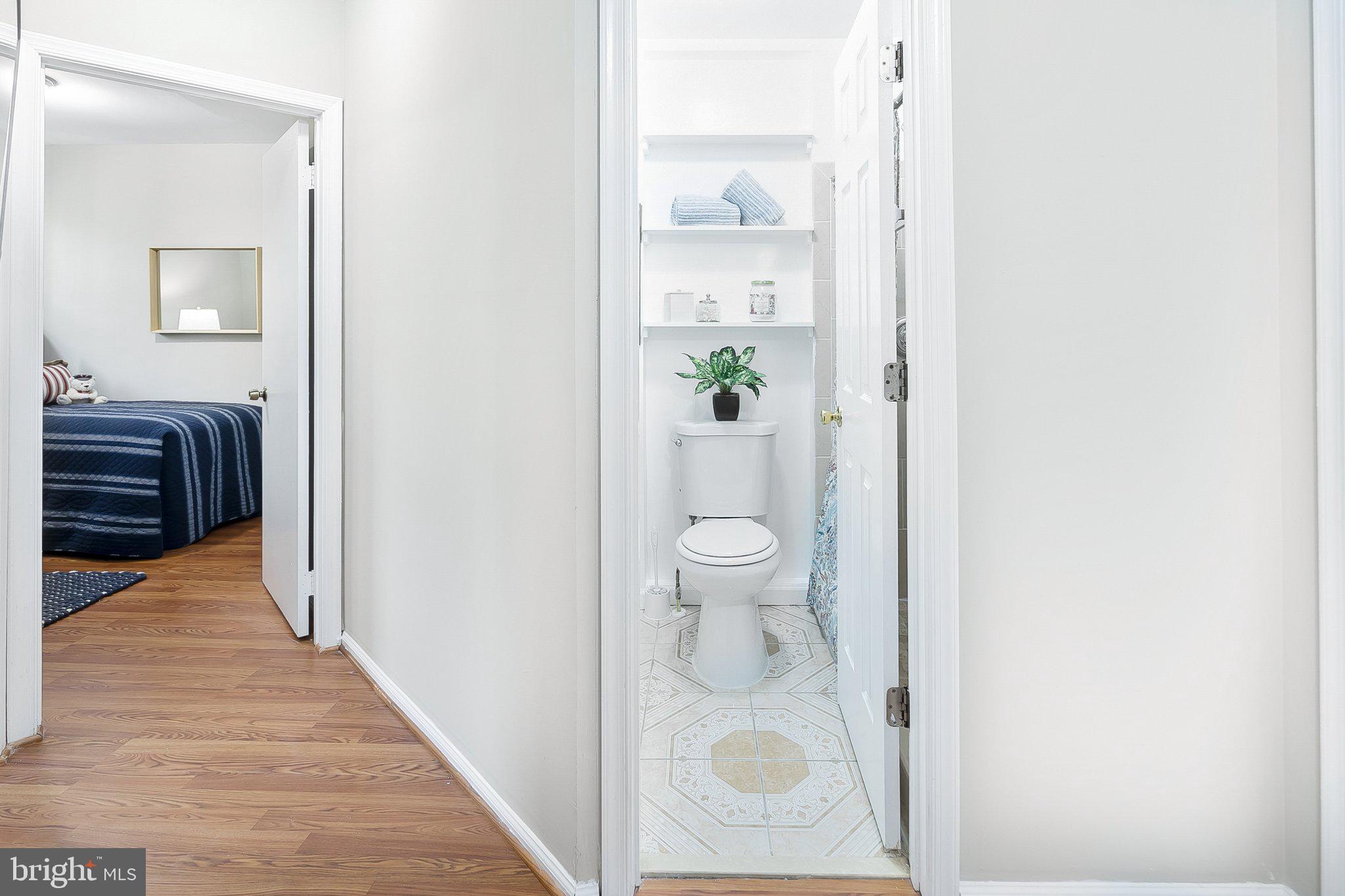 GUNNERS LAKE - Residential