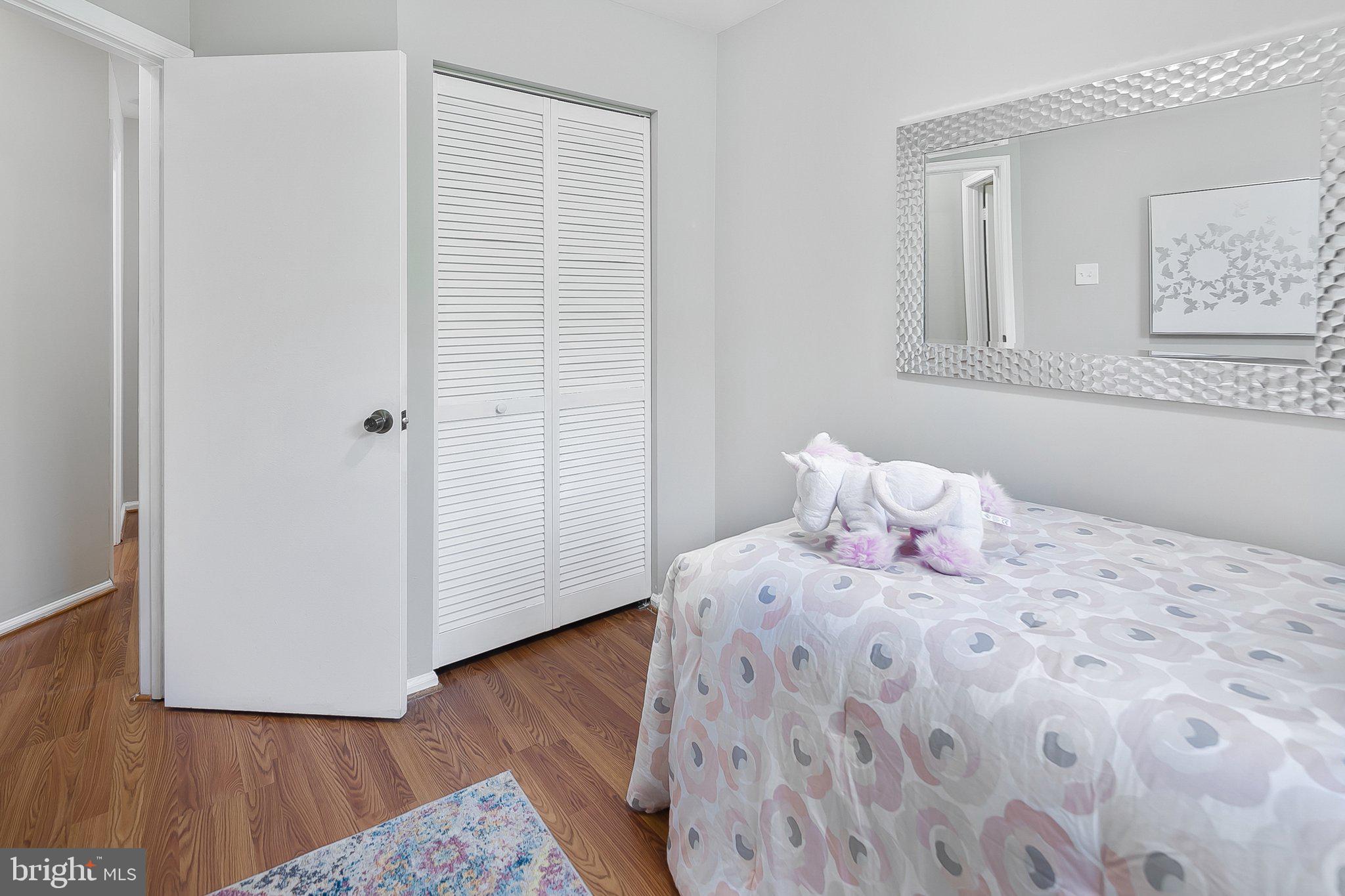 GUNNERS LAKE - Residential