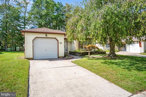 Photo of 327 Concord Court, LITTLE EGG HARBOR TWP, NJ 08087 (MLS # NJOC2037514)