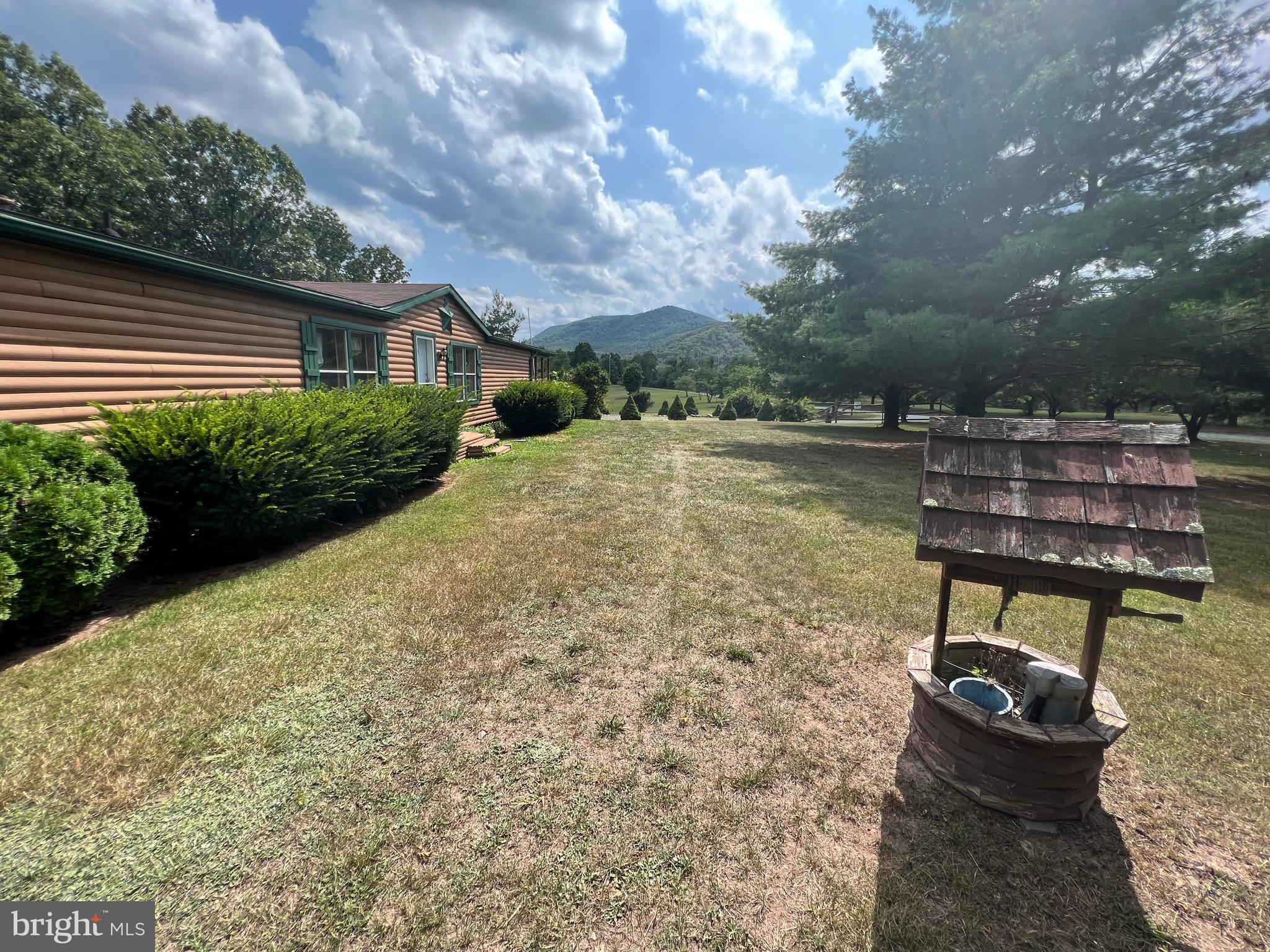 DUNMORE RIDGE PARK - Residential