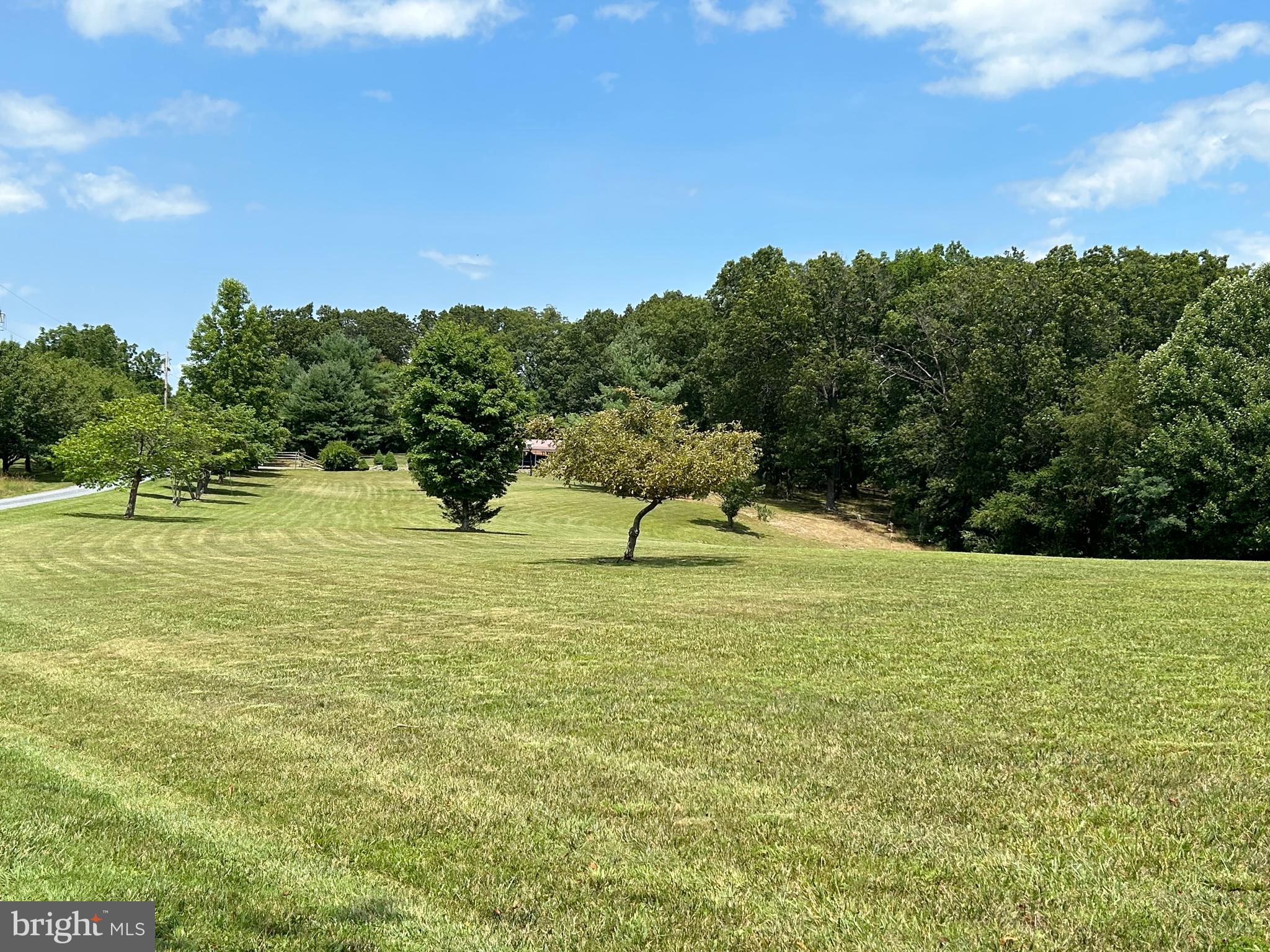 DUNMORE RIDGE PARK - Residential