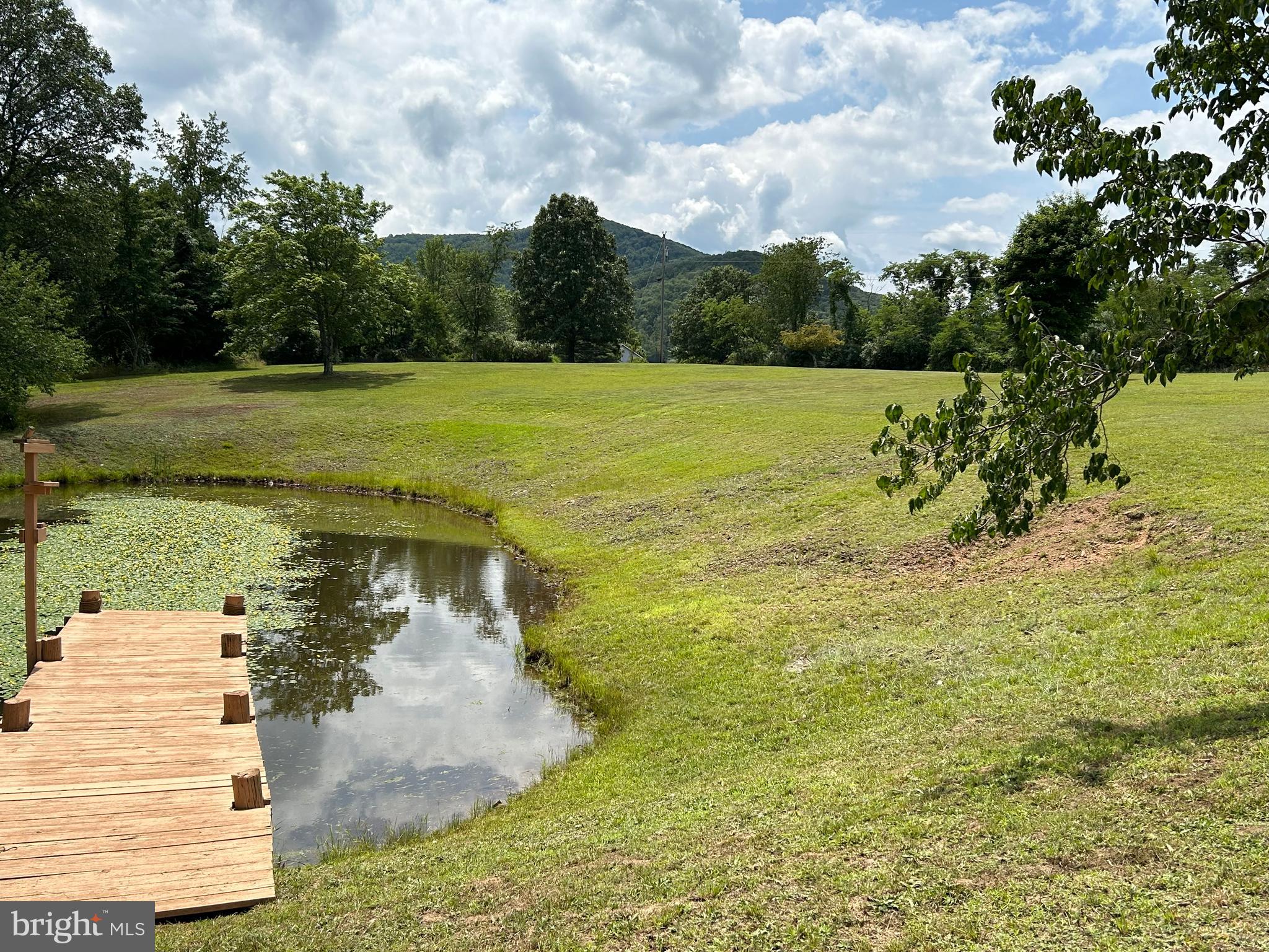 DUNMORE RIDGE PARK - Residential