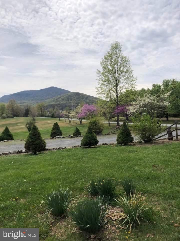 DUNMORE RIDGE PARK - Residential