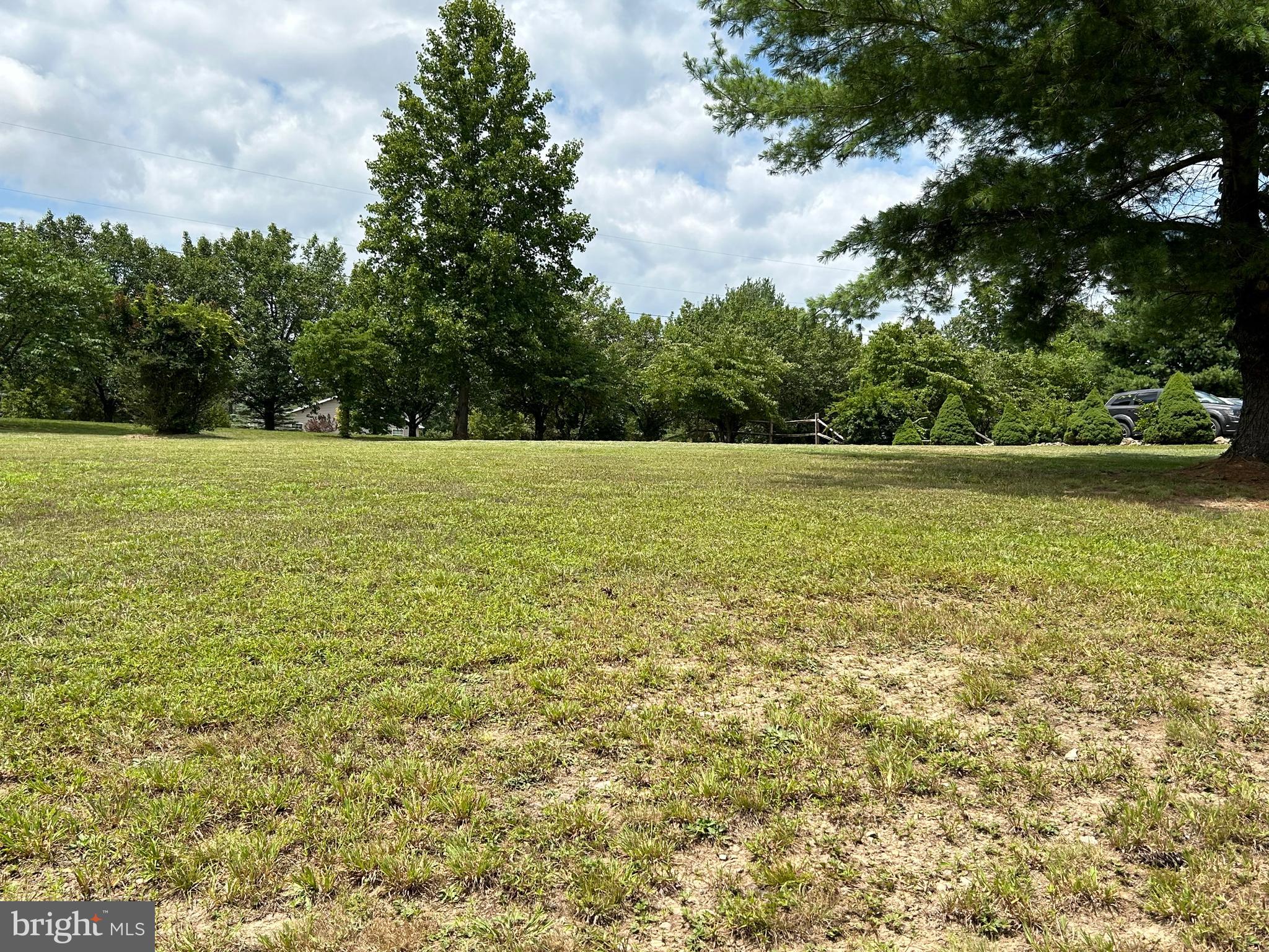 DUNMORE RIDGE PARK - Residential