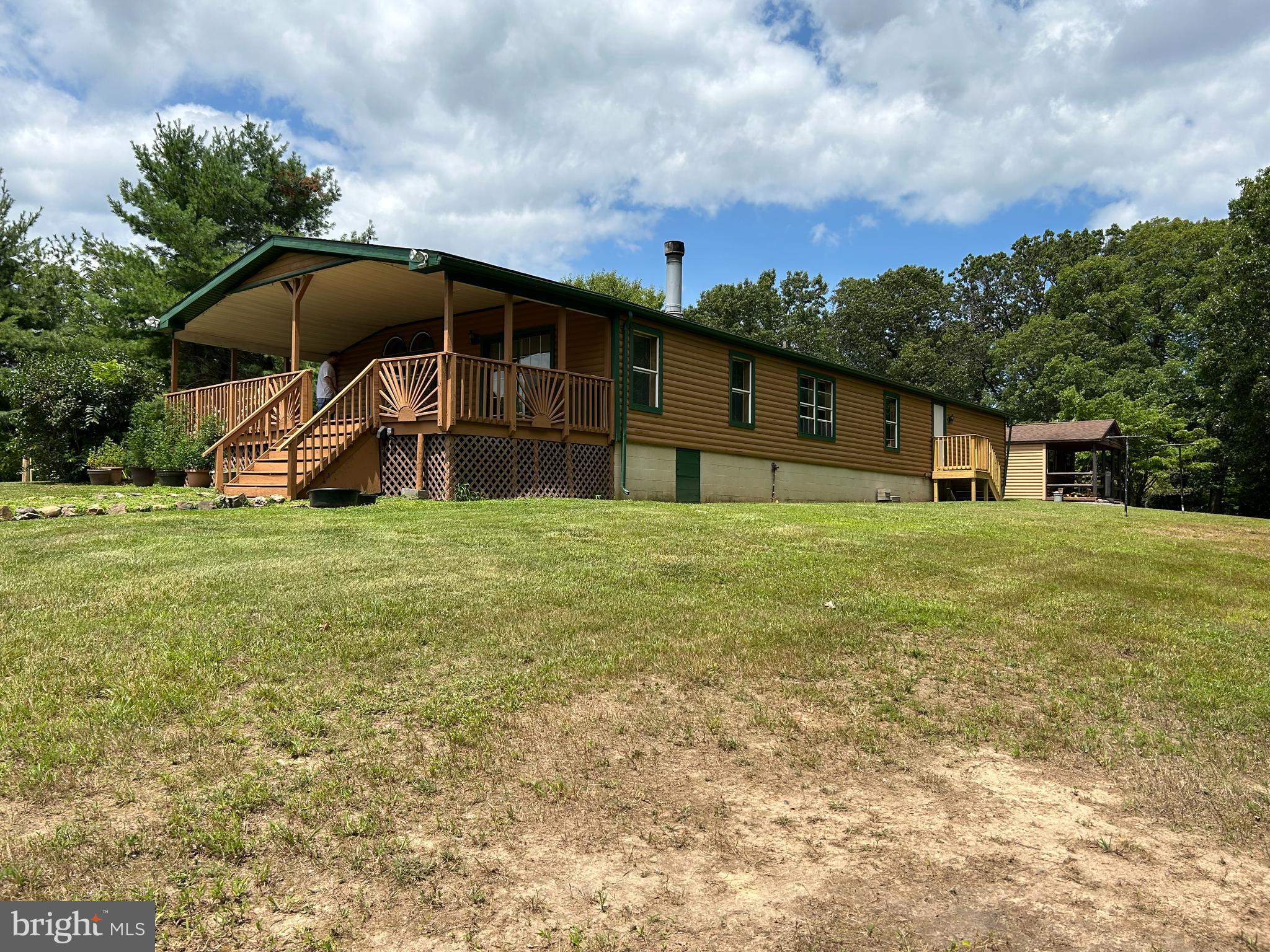 DUNMORE RIDGE PARK - Residential