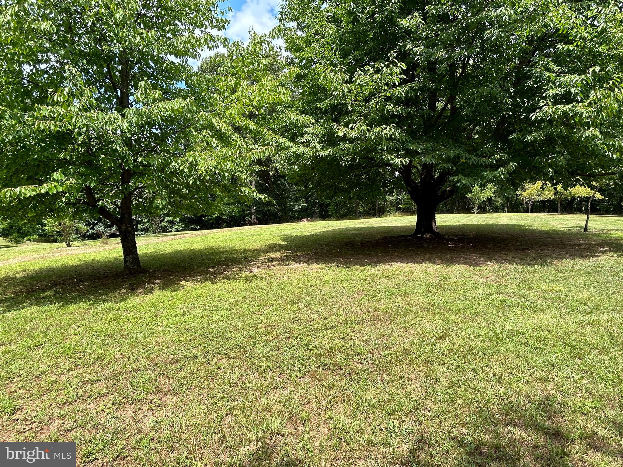 DUNMORE RIDGE PARK - Residential