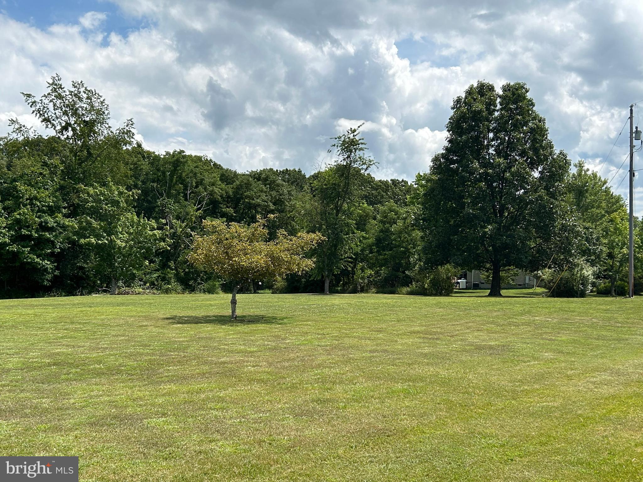 DUNMORE RIDGE PARK - Residential