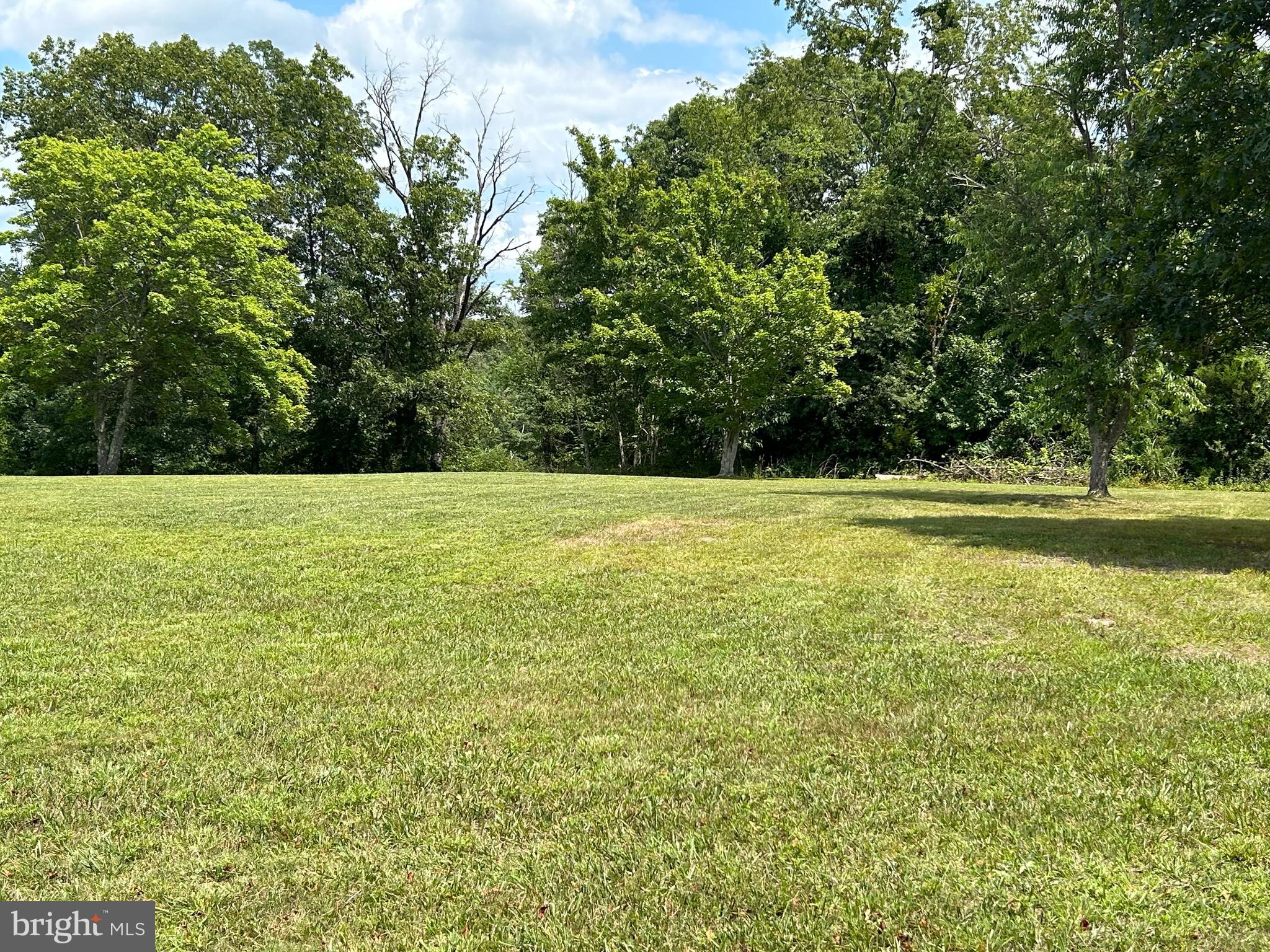 DUNMORE RIDGE PARK - Residential