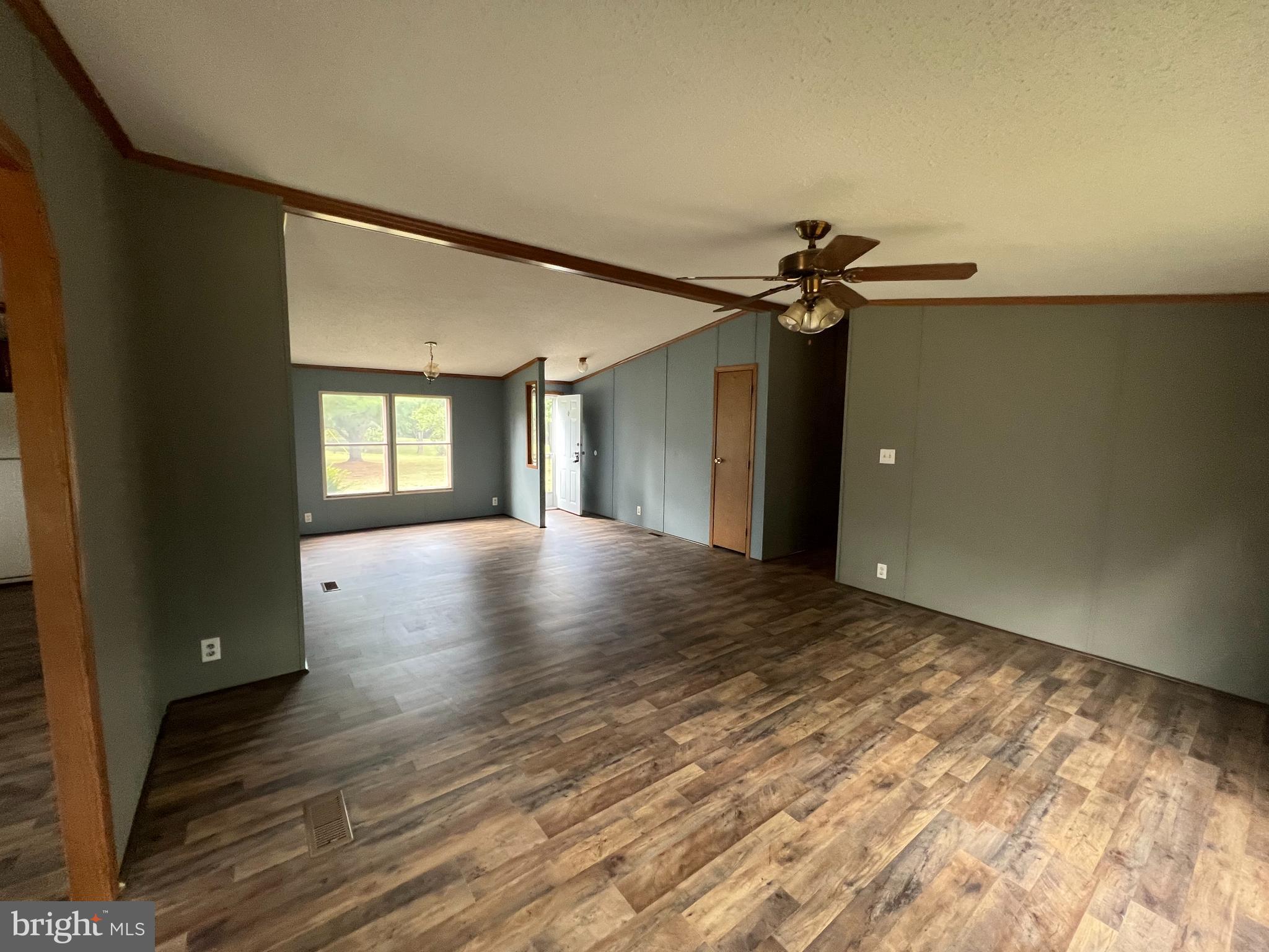 DUNMORE RIDGE PARK - Residential