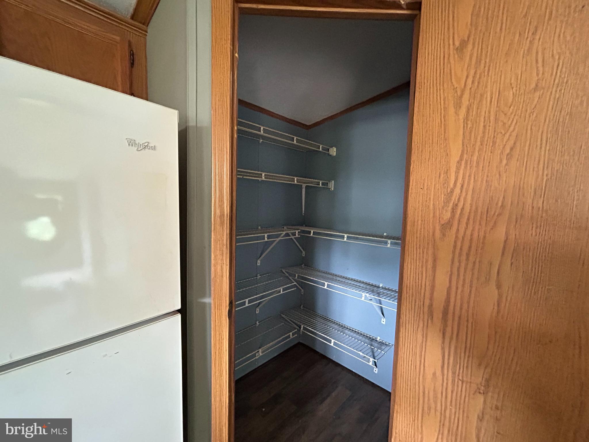 DUNMORE RIDGE PARK - Residential