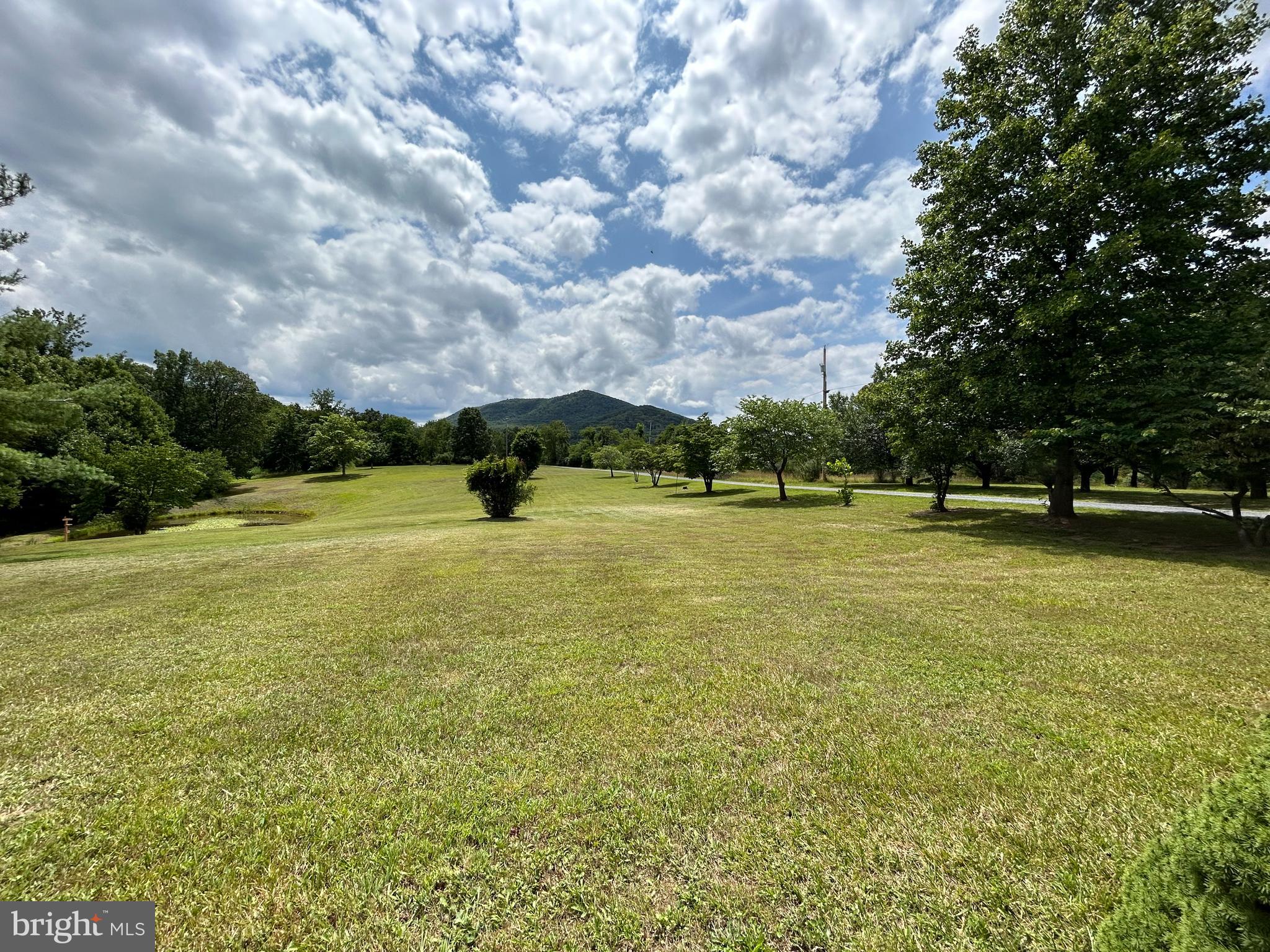 DUNMORE RIDGE PARK - Residential