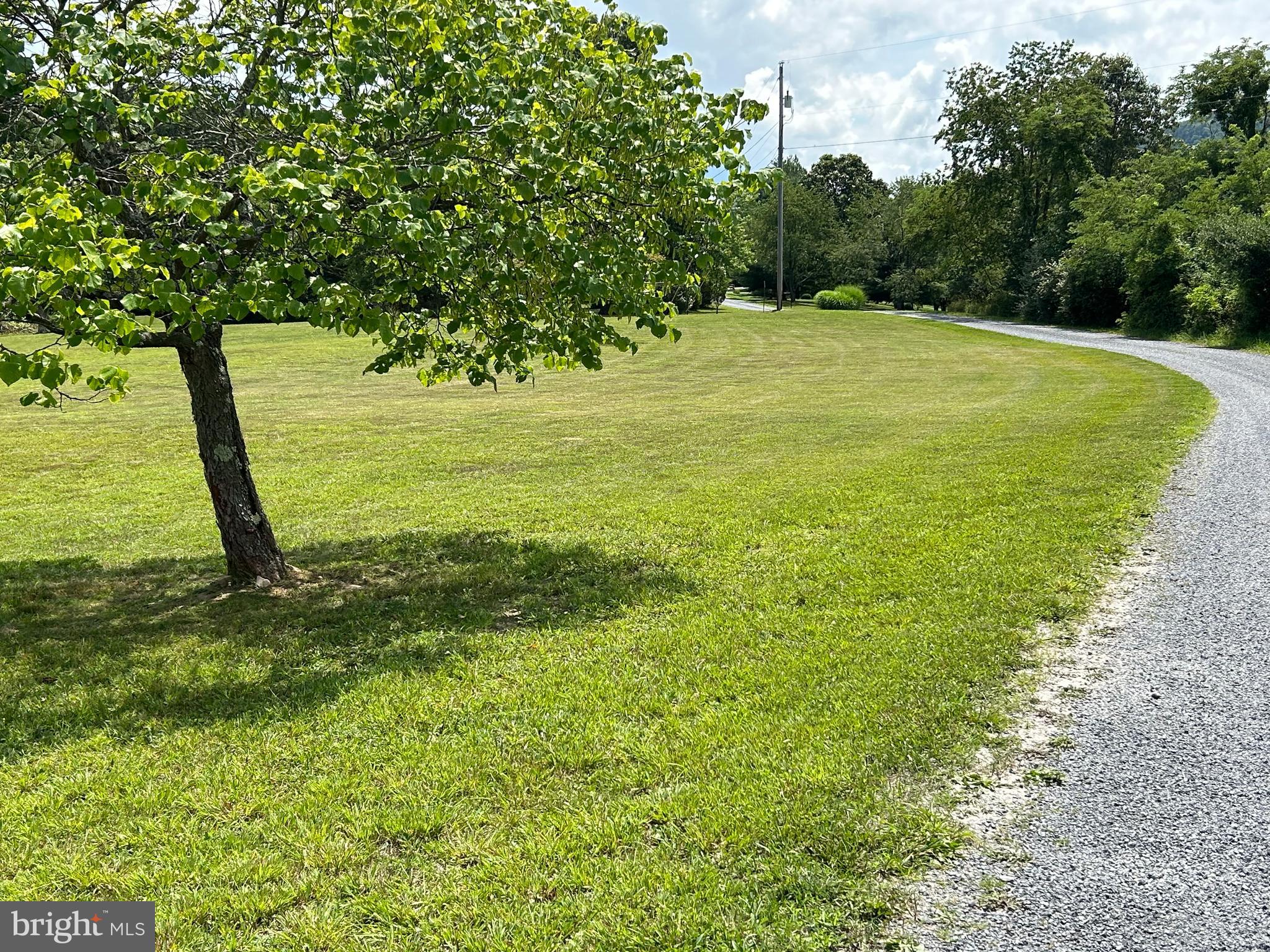 DUNMORE RIDGE PARK - Residential