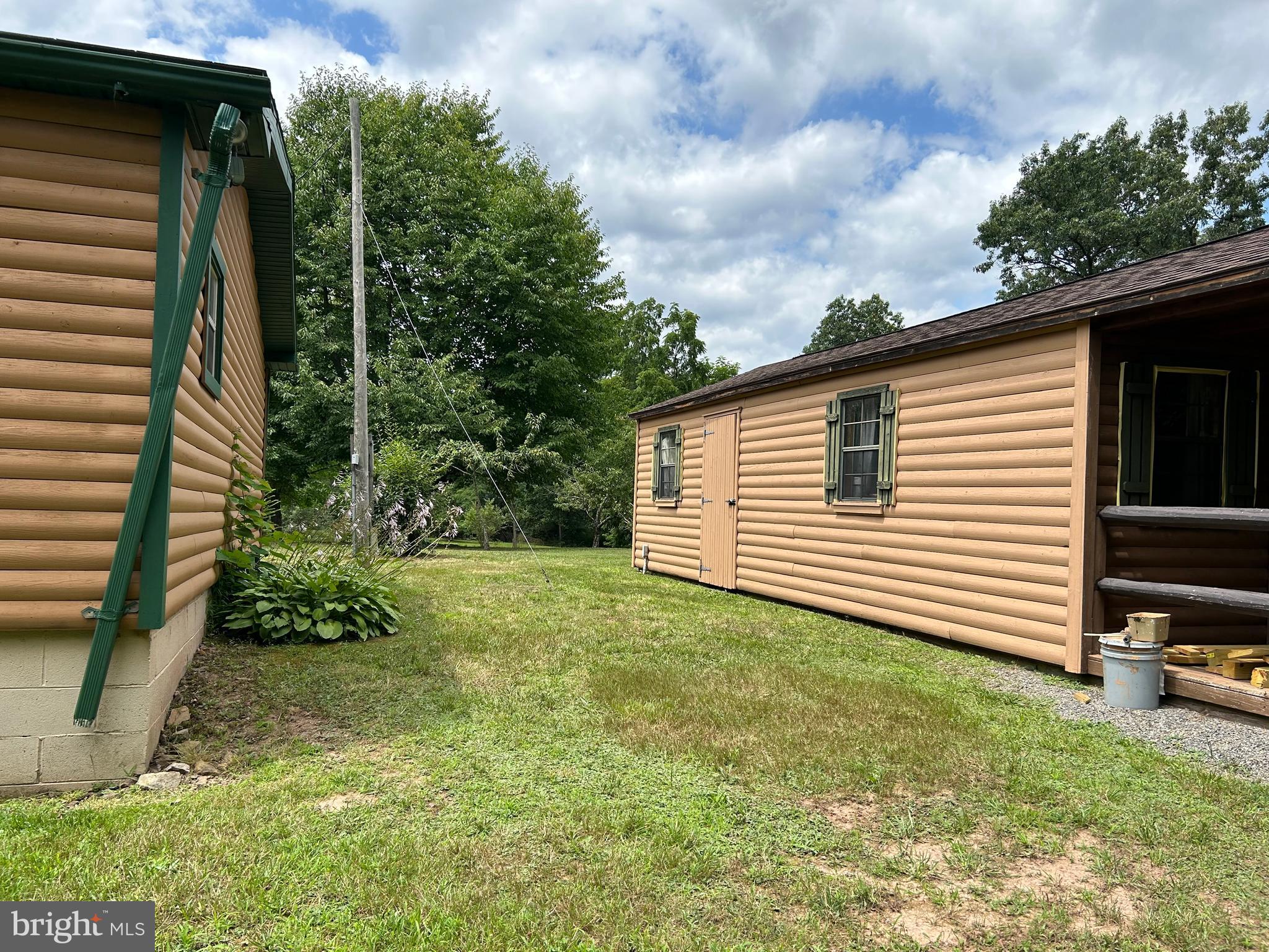 DUNMORE RIDGE PARK - Residential