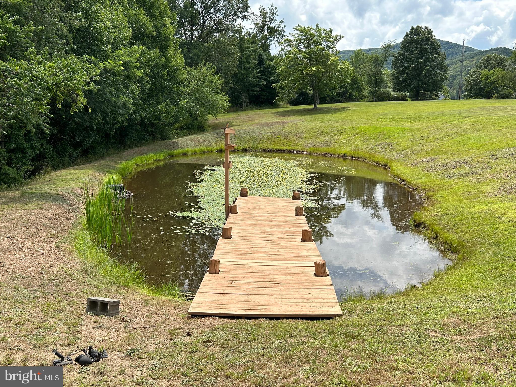 DUNMORE RIDGE PARK - Residential