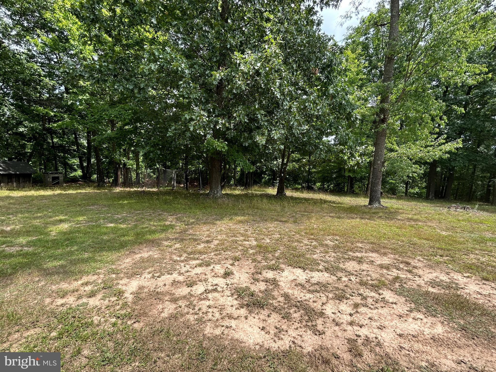 DUNMORE RIDGE PARK - Residential